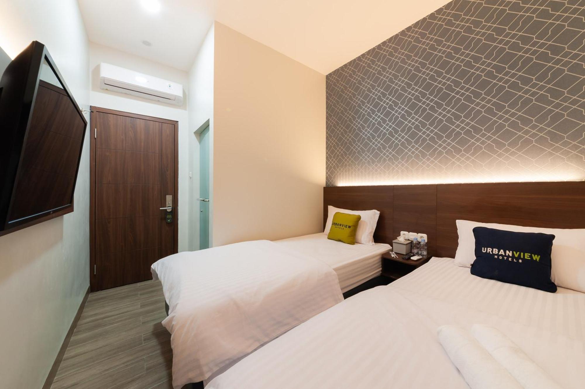Urbanview Hotel Cengkareng Jakarta Bagian luar foto